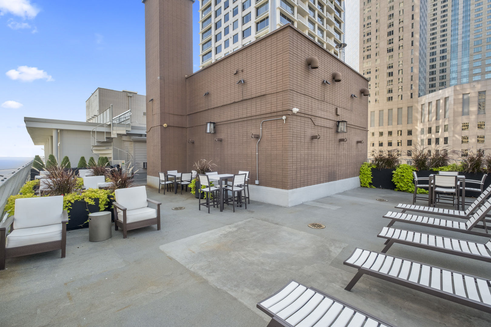 1000 N Lake Shore Drive #1808, Chicago, IL 60611