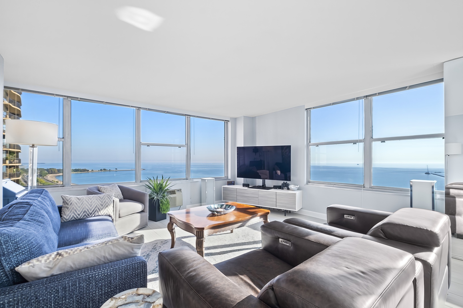 1000 N Lake Shore Drive #1808, Chicago, IL 60611