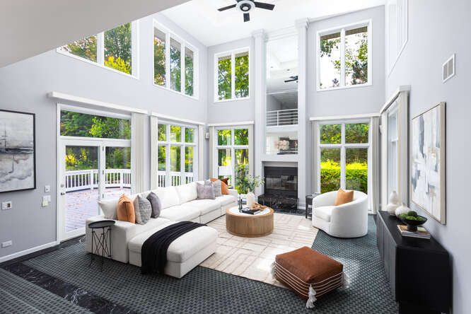 2255 Palmer Circle, Naperville, IL 60564