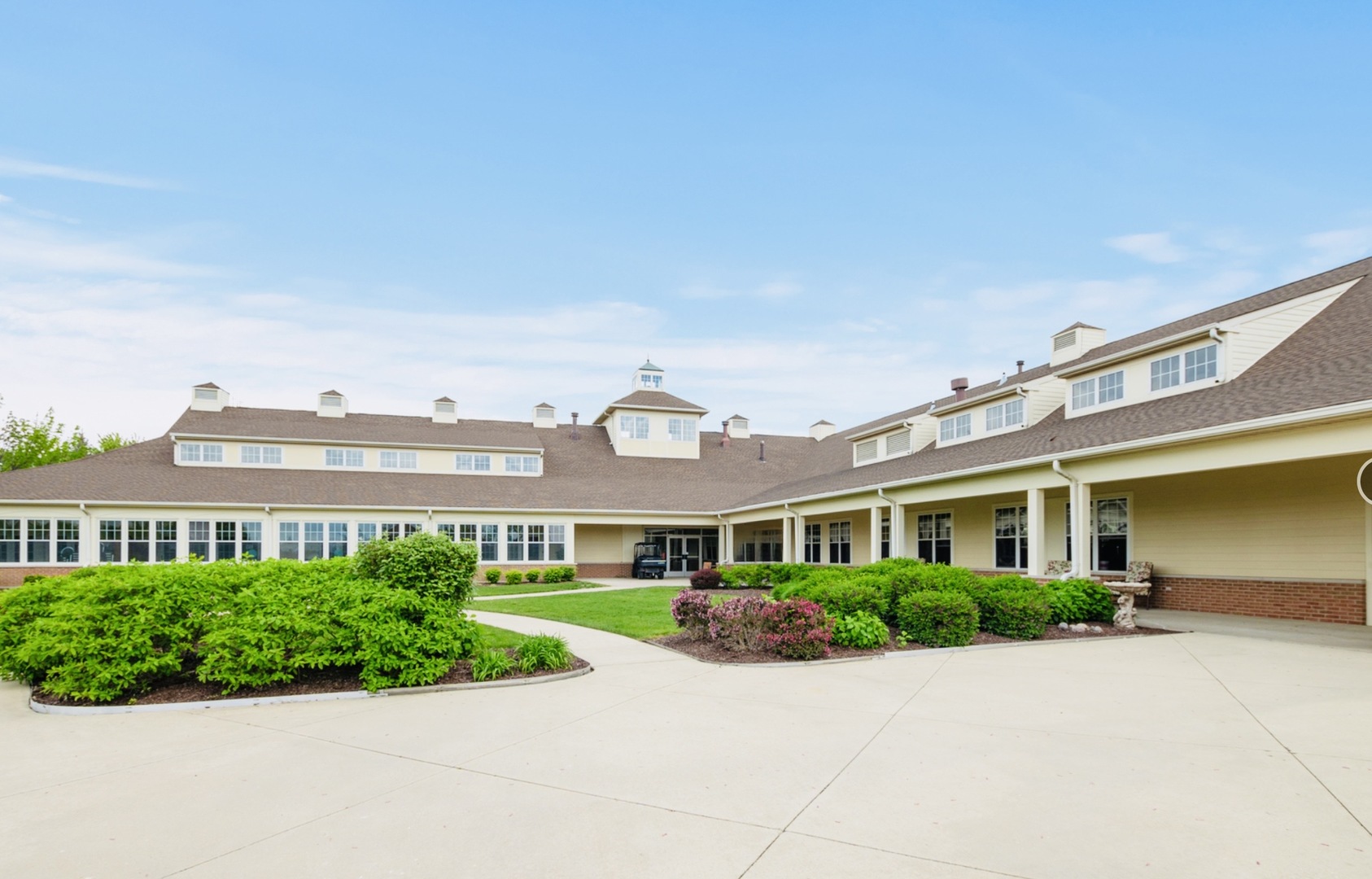 21546 Victory Lake Way, Crest Hill, IL 60403