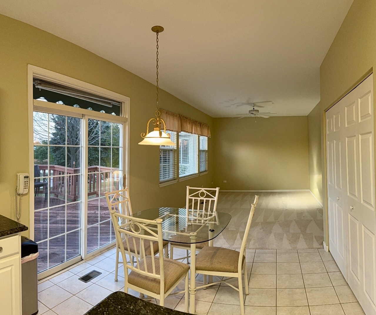 21546 Victory Lake Way, Crest Hill, IL 60403