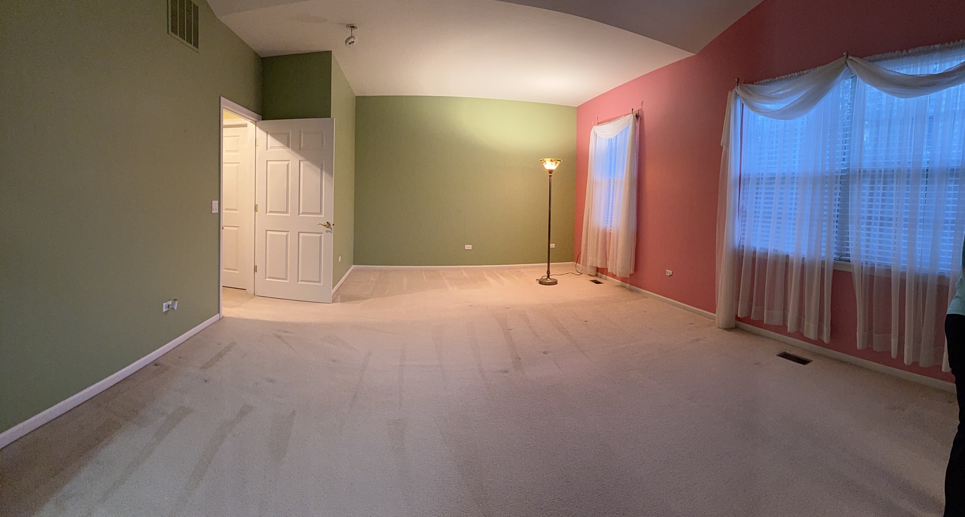 21546 Victory Lake Way, Crest Hill, IL 60403