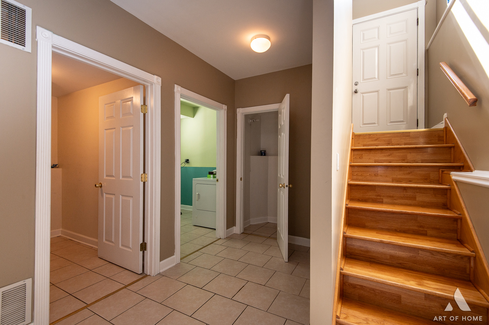 7319 W 58th Place, Summit, IL 60501