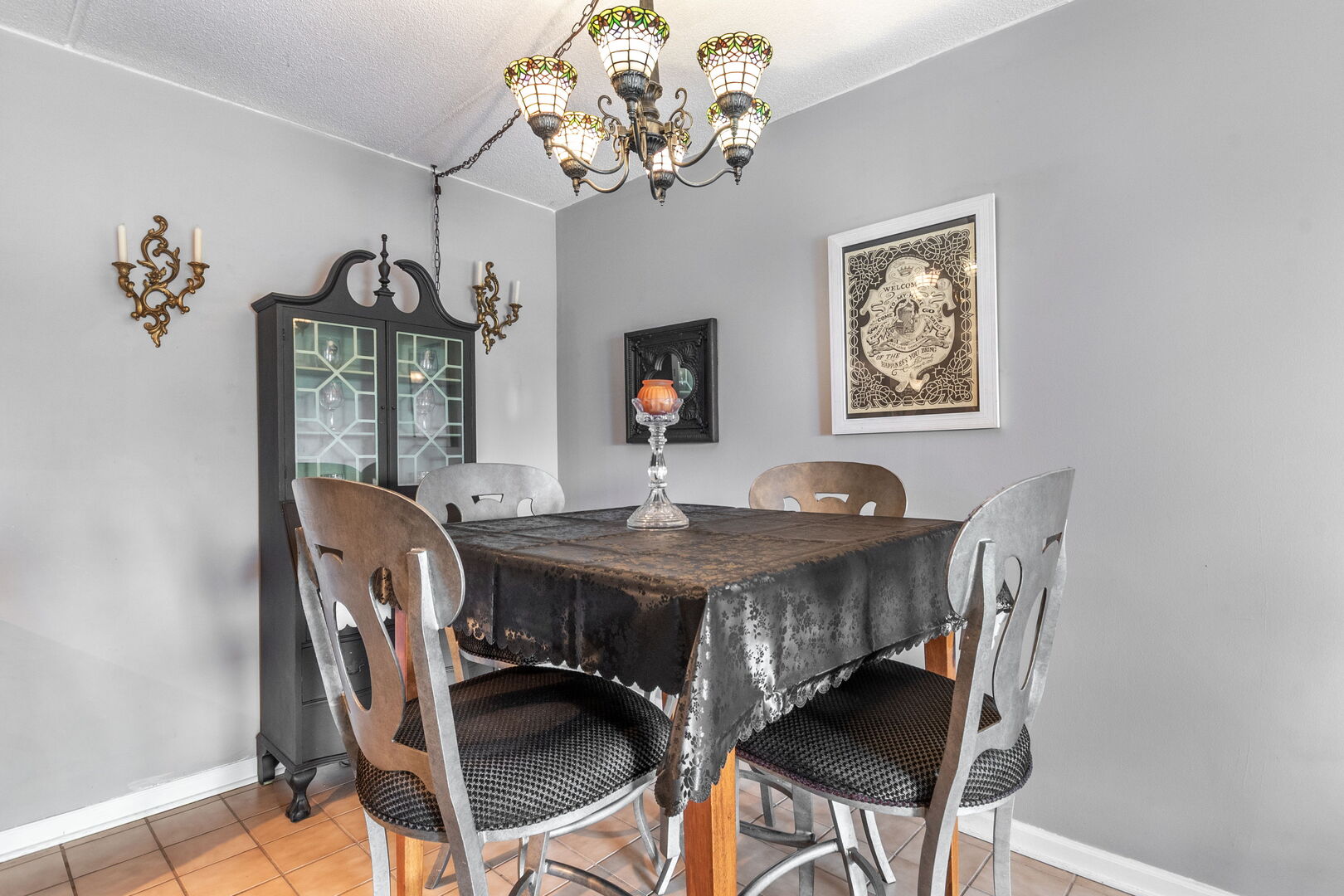512 Redondo Drive #512, Downers Grove, IL 60516