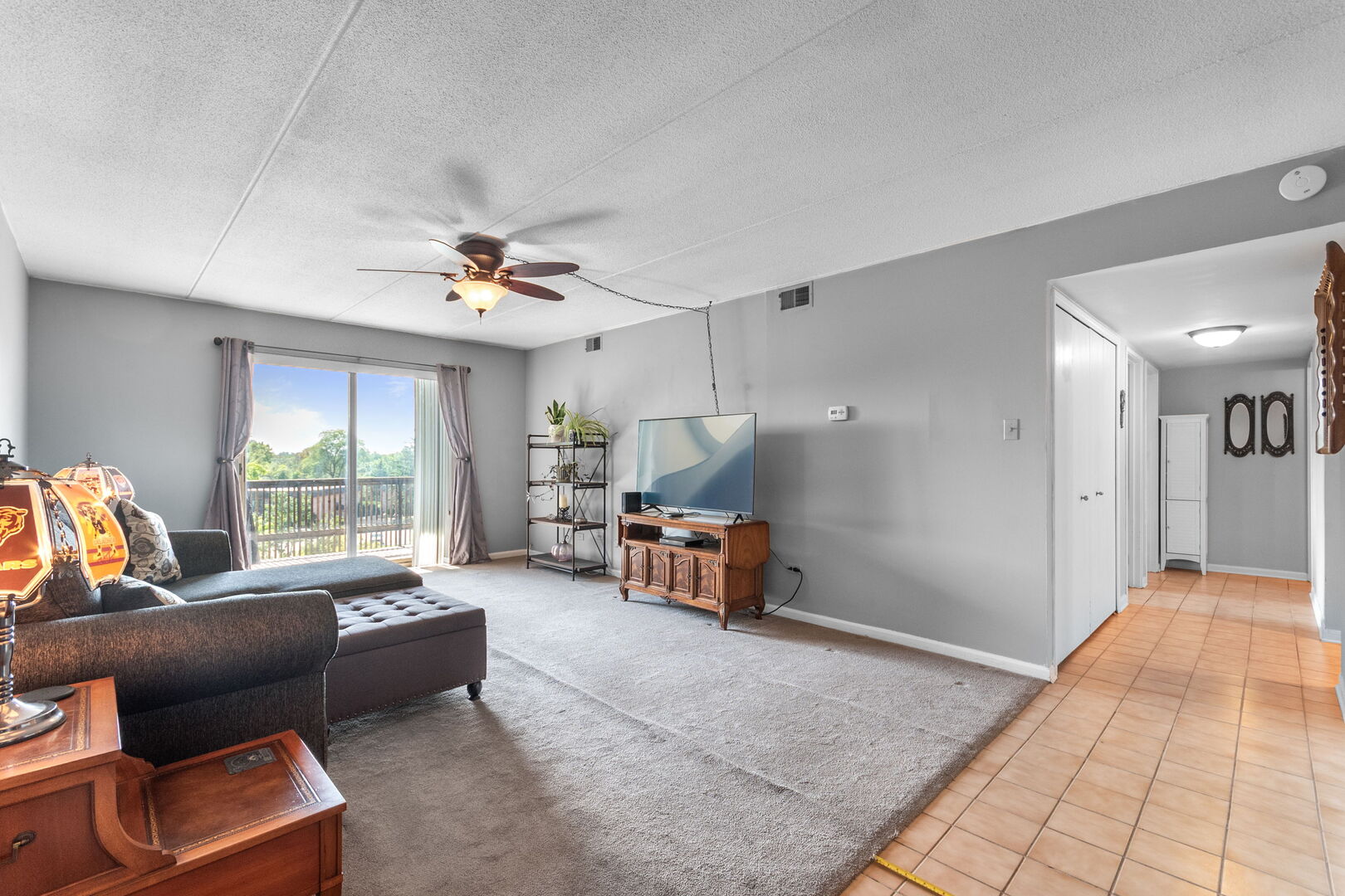 512 Redondo Drive #512, Downers Grove, IL 60516