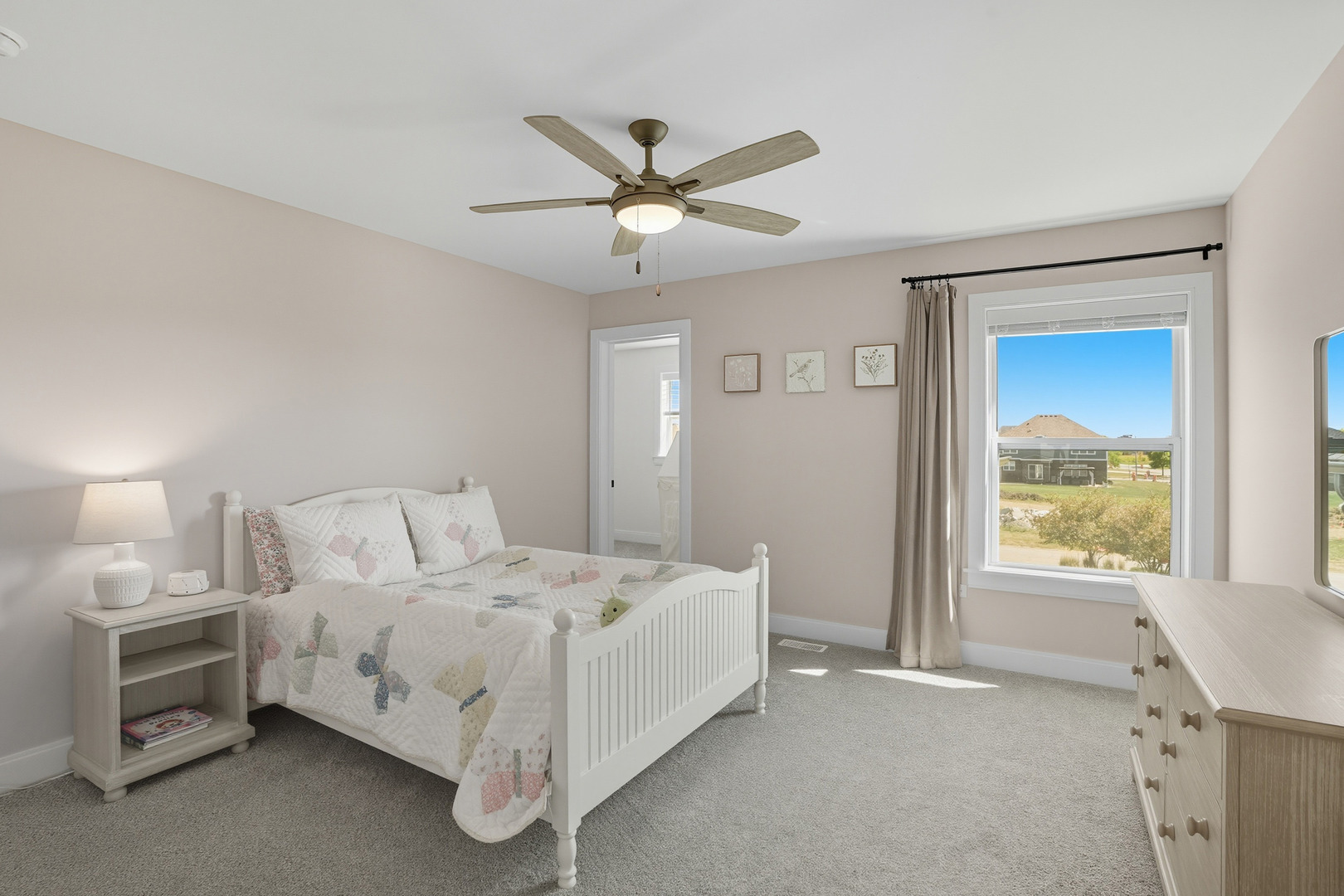 23039 Lakeview Estates Boulevard, Frankfort, IL 60423