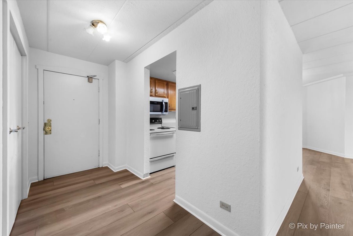 1 RENAISSANCE Place #1017, Palatine, IL 60067