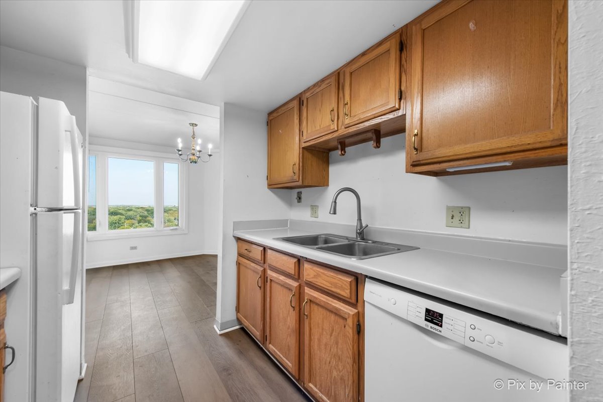 1 RENAISSANCE Place #1017, Palatine, IL 60067