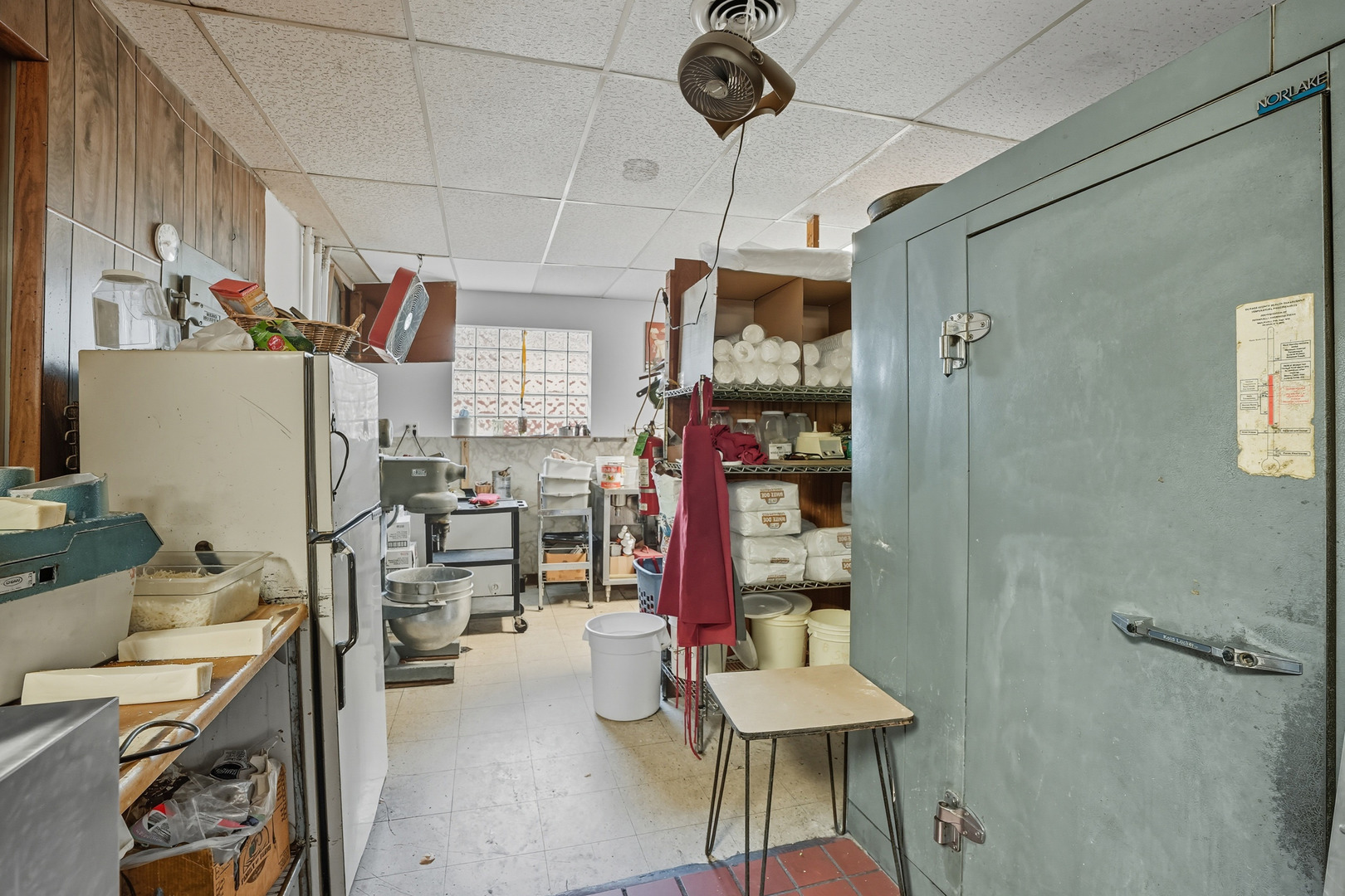 5840 W 63rd Street, Chicago, IL 60638