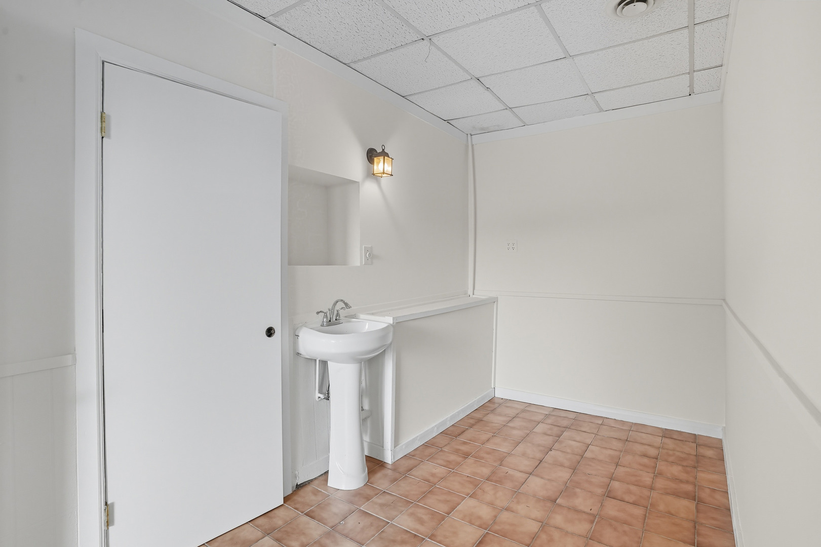 5840 W 63rd Street, Chicago, IL 60638