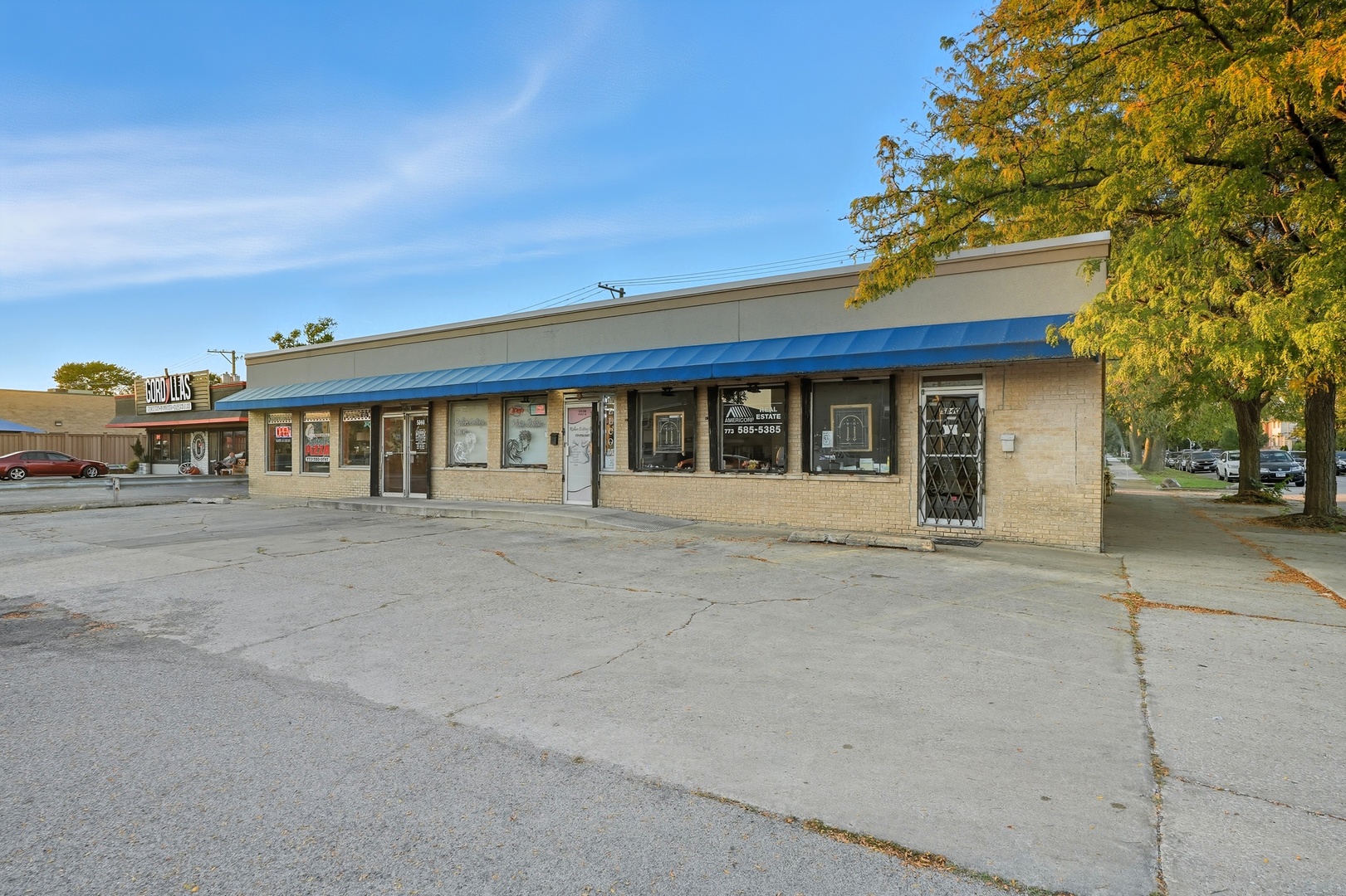 5840 W 63rd Street, Chicago, IL 60638