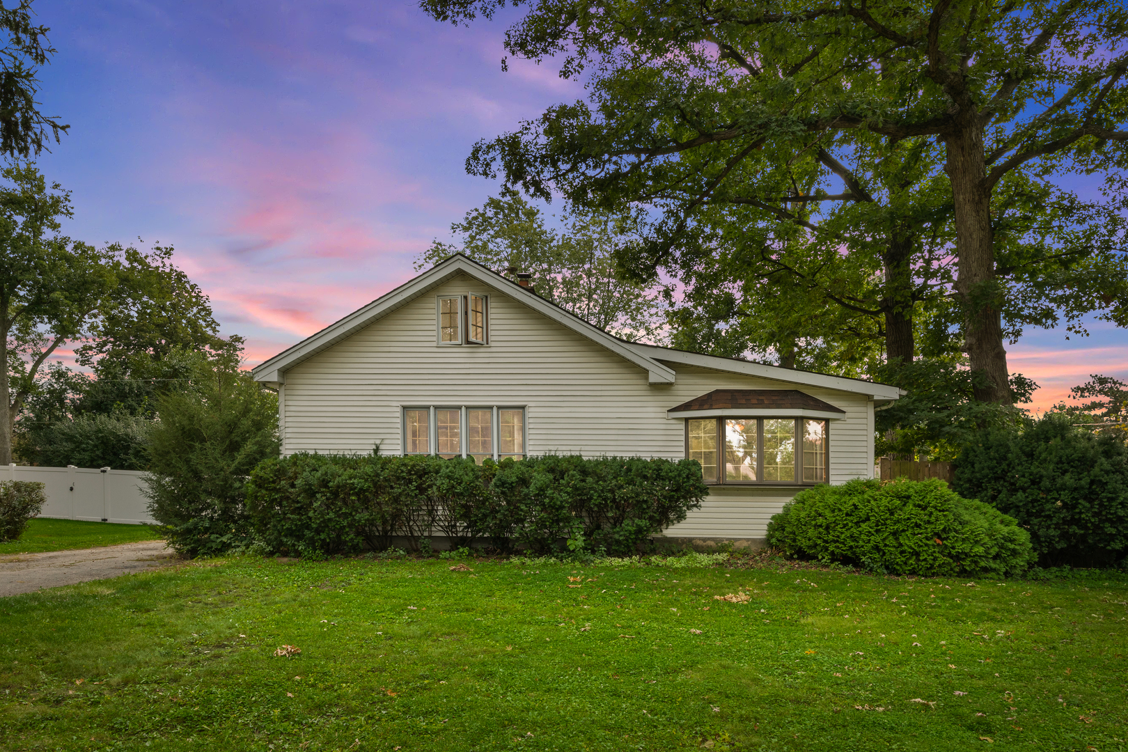 130 E Potter Street, Wood Dale, IL 60191