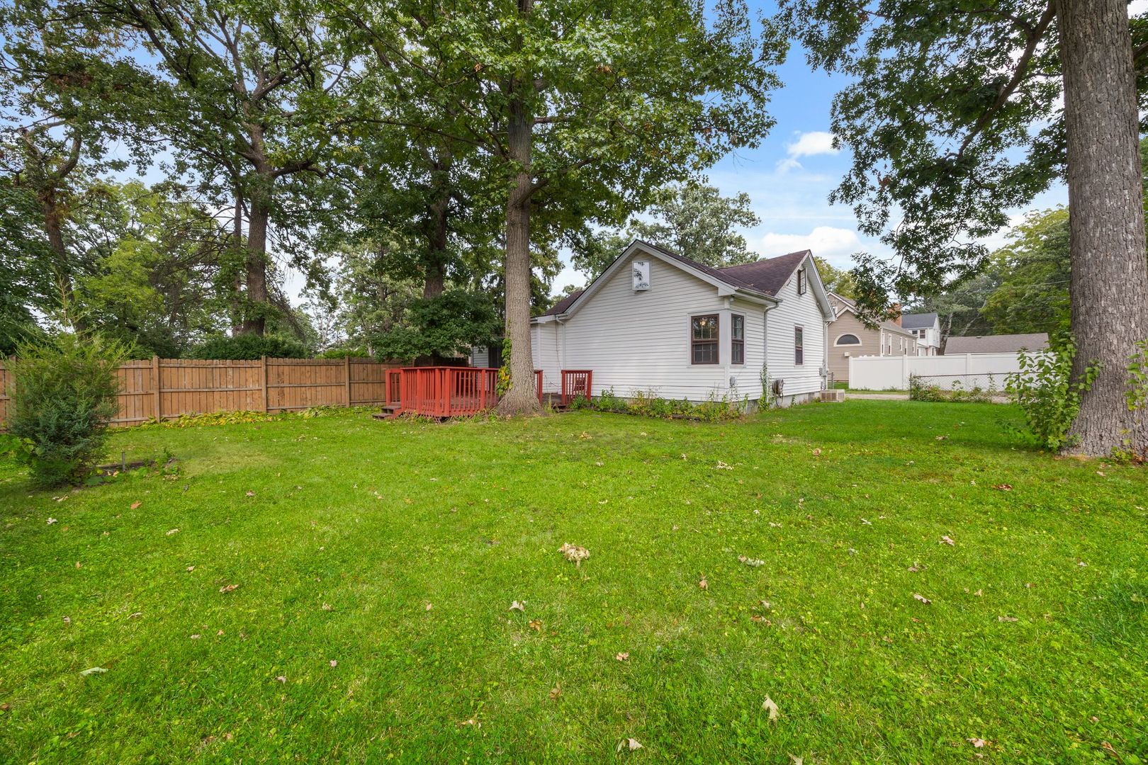 130 E Potter Street, Wood Dale, IL 60191