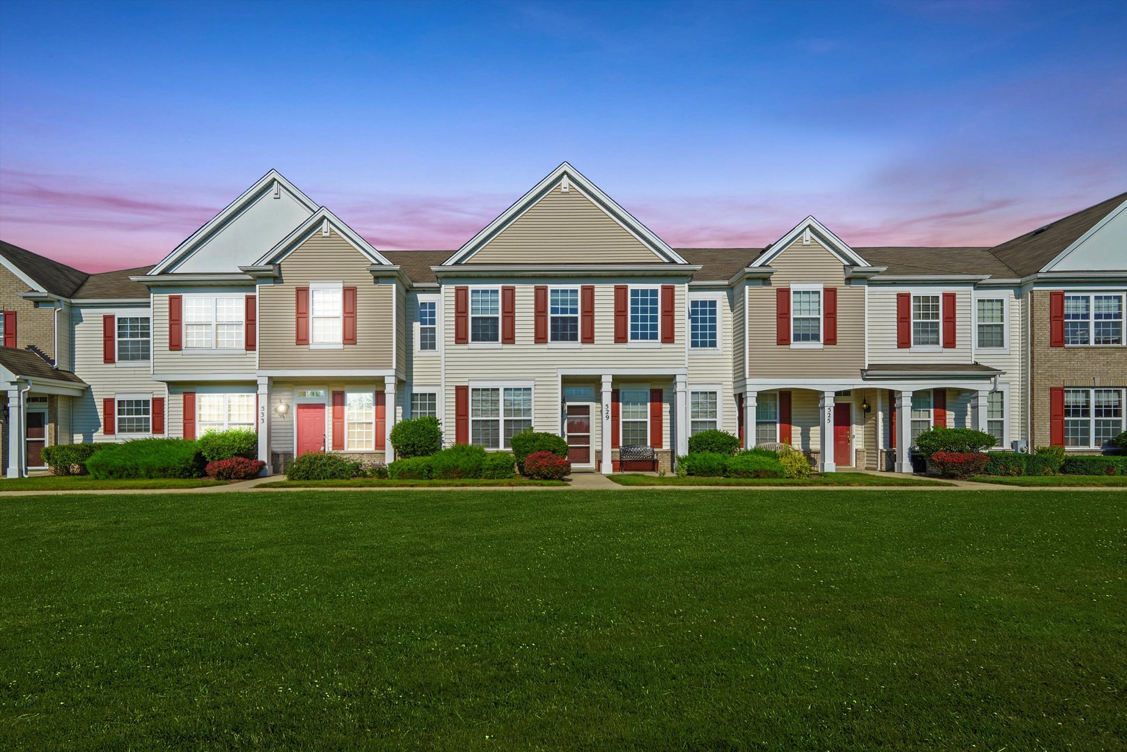 533 CANNONBALL Drive, Grayslake, IL 60030