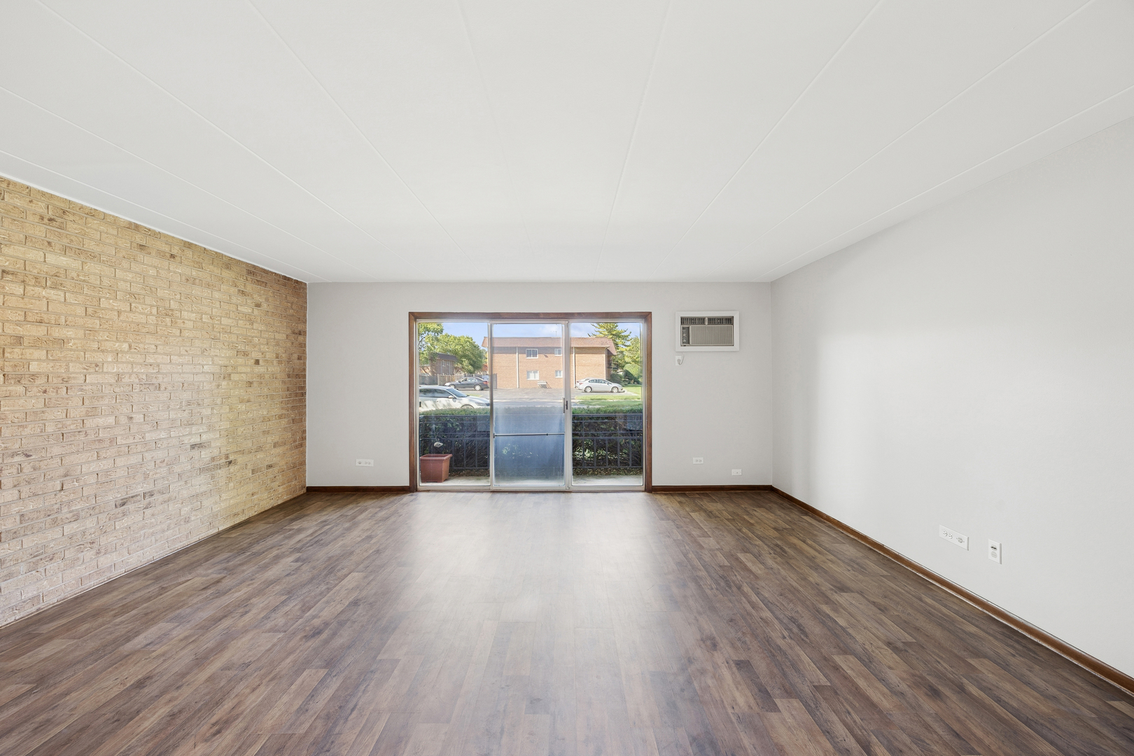 18205 Hart Drive #6A, Homewood, IL 60430