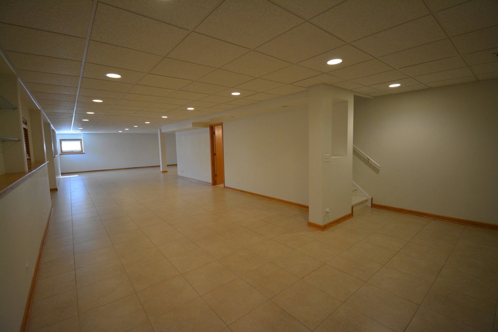 1475 Falcon Lane, Hoffman Estates, IL 60192