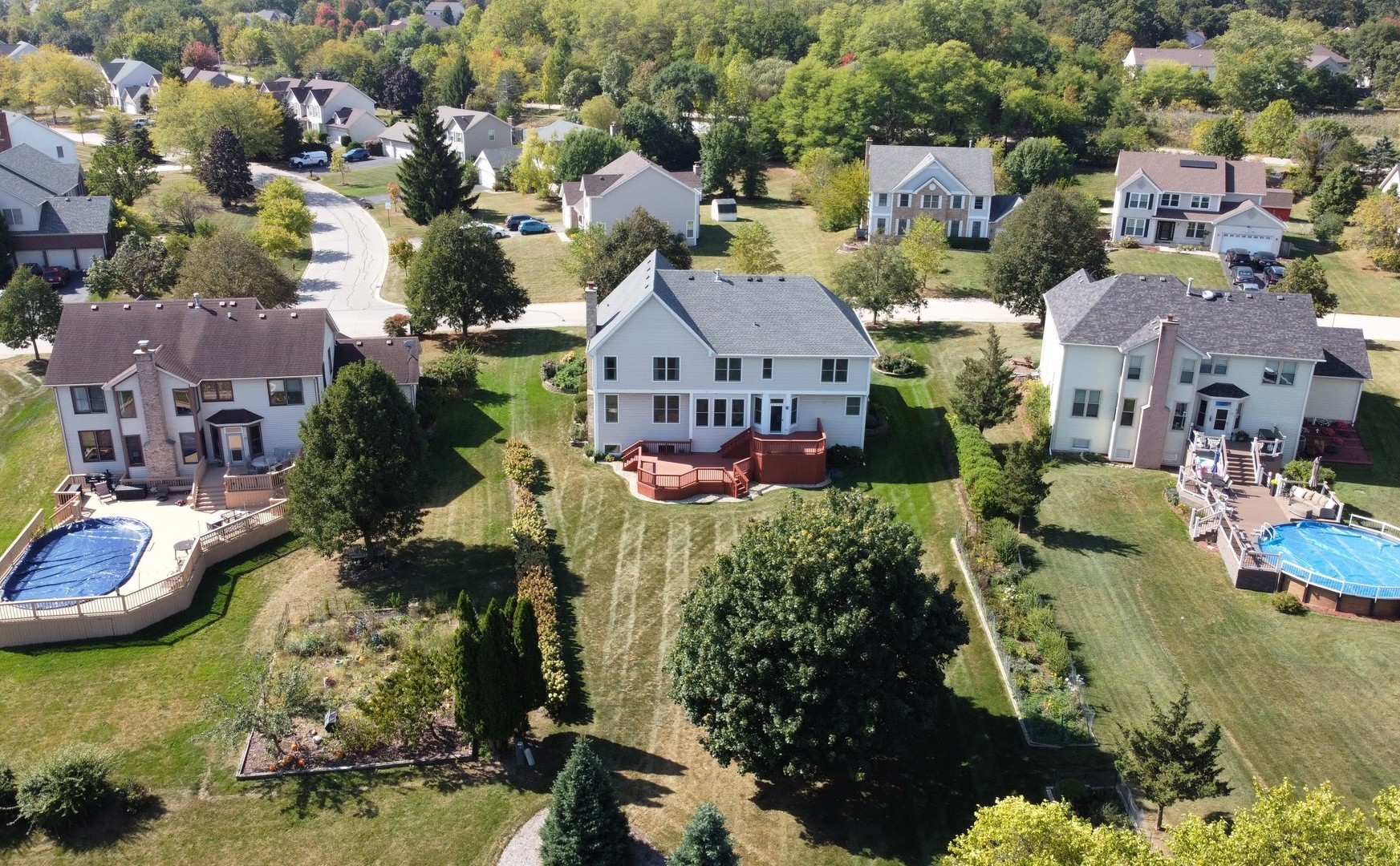 1475 Falcon Lane, Hoffman Estates, IL 60192