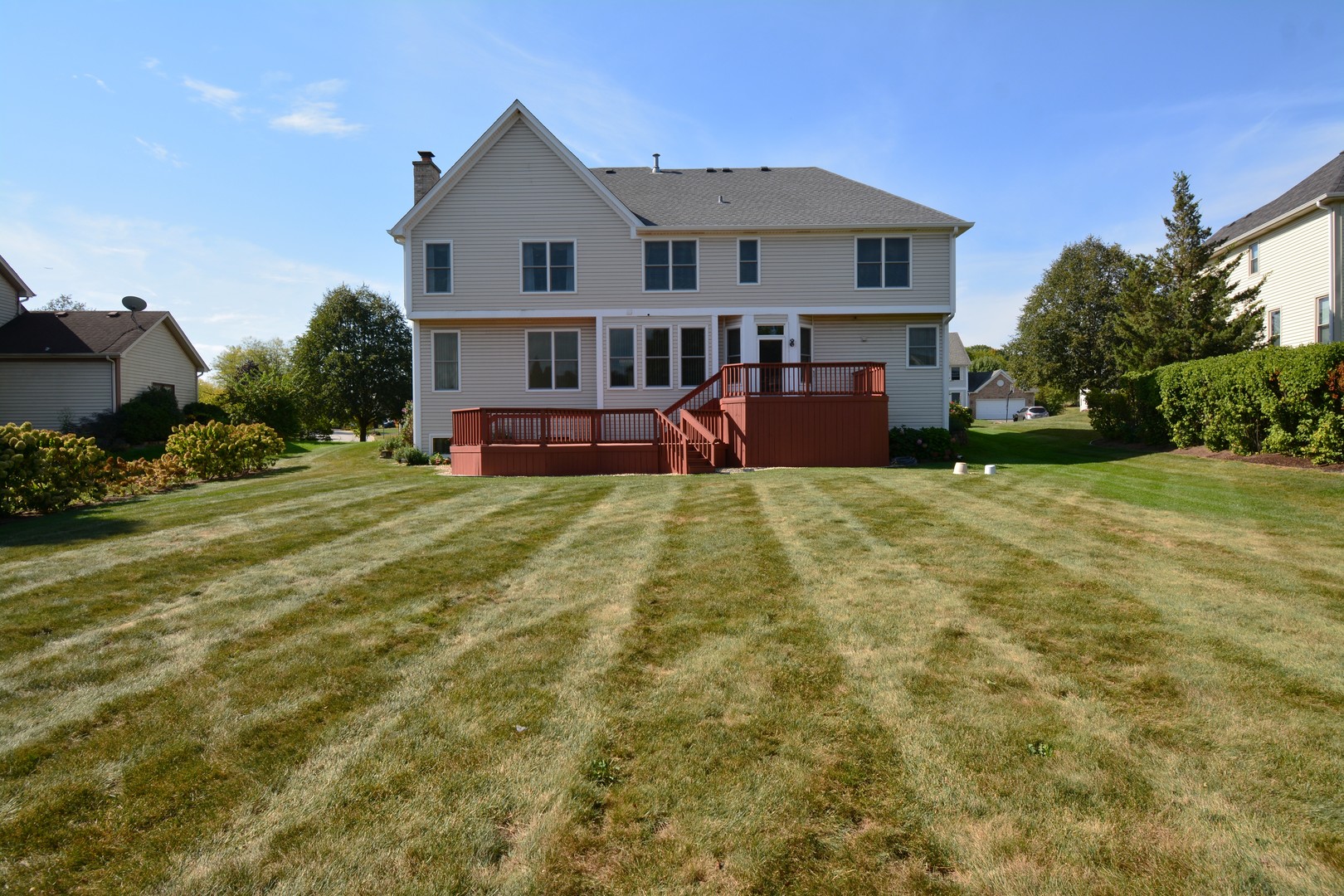 1475 Falcon Lane, Hoffman Estates, IL 60192