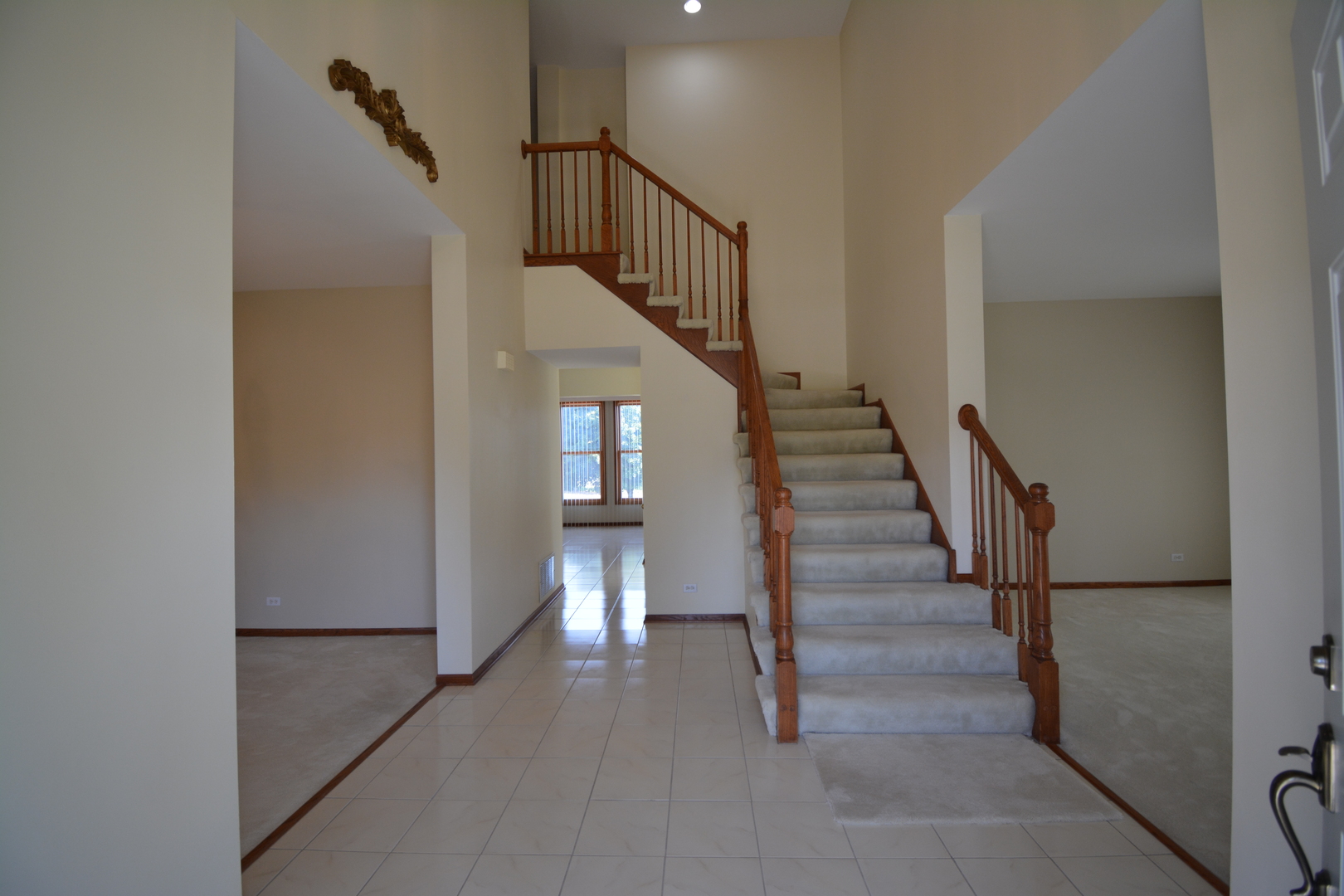 1475 Falcon Lane, Hoffman Estates, IL 60192