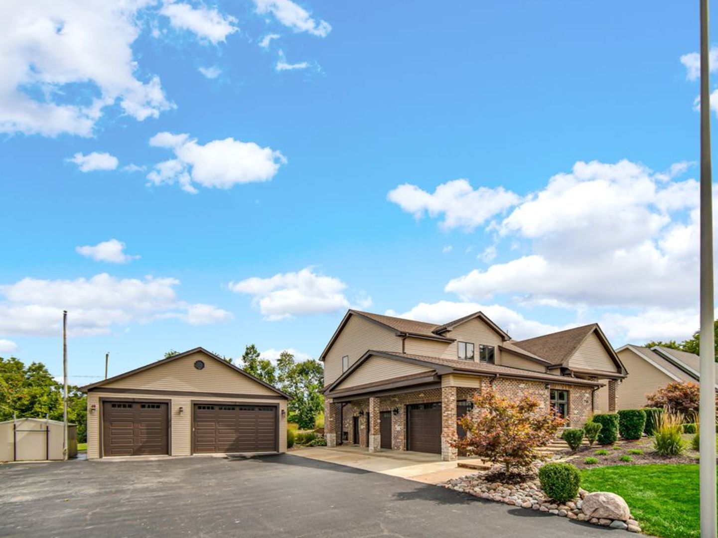718 S Prairie Road, New Lenox, IL 60451