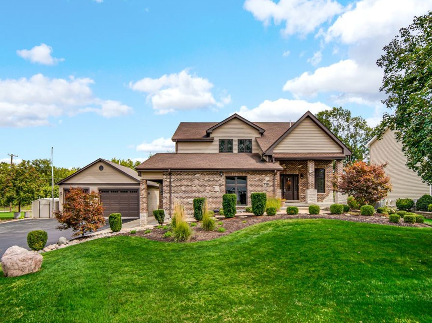 718 S Prairie Road, New Lenox, IL 60451