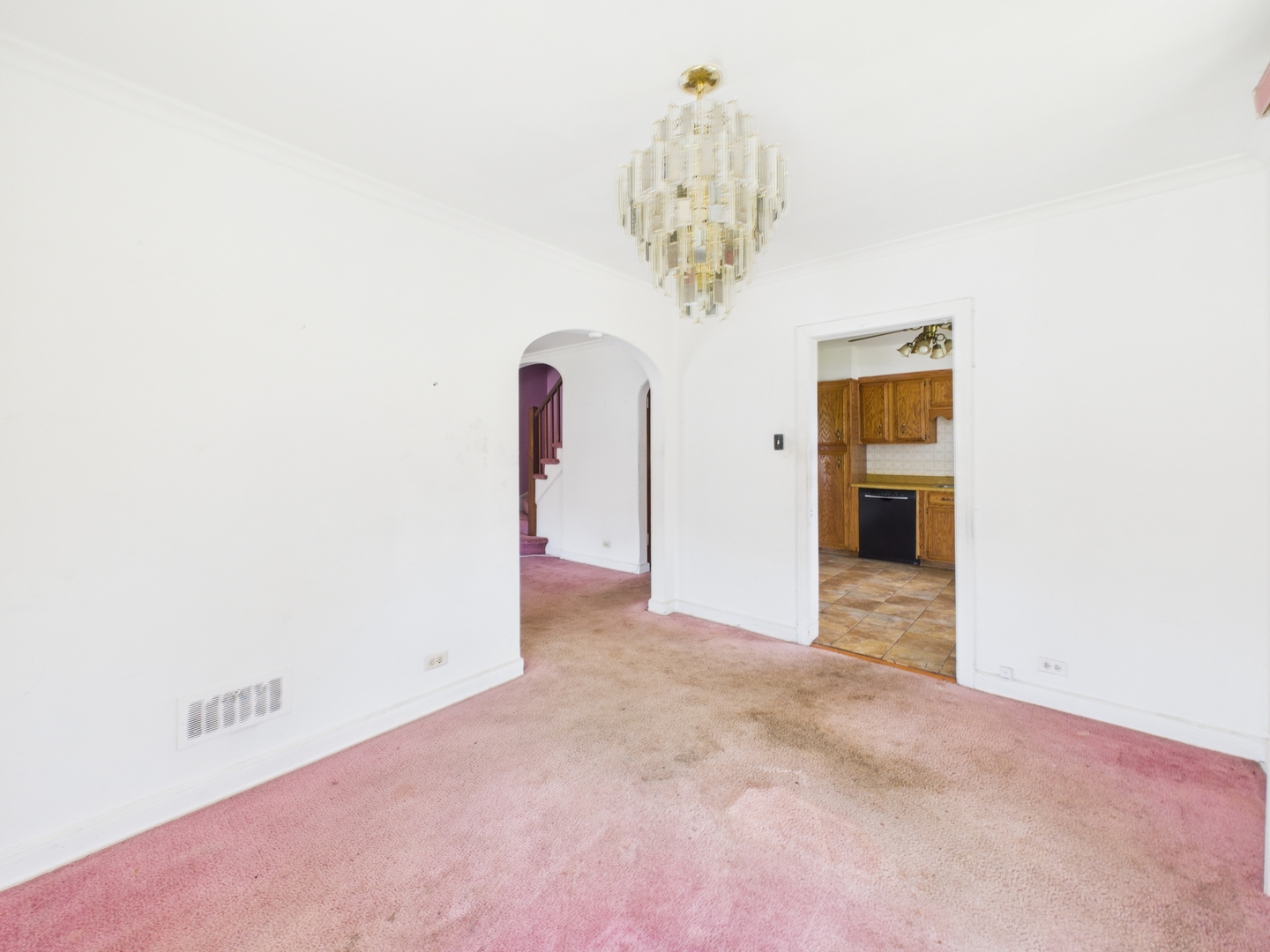 10231 S Prairie Avenue, Chicago, IL 60628