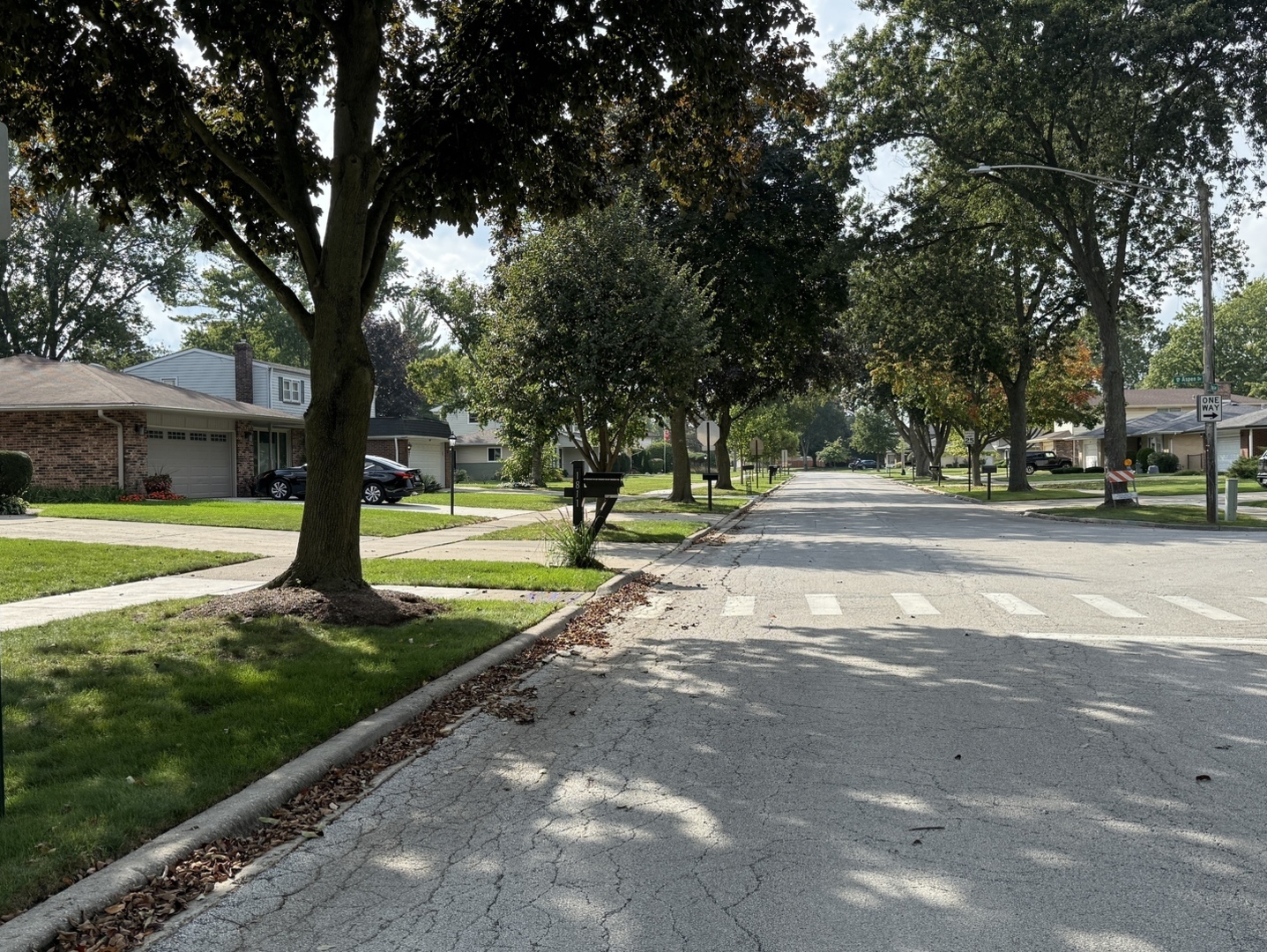 1811 E Maya Lane, Mount Prospect, IL 60056