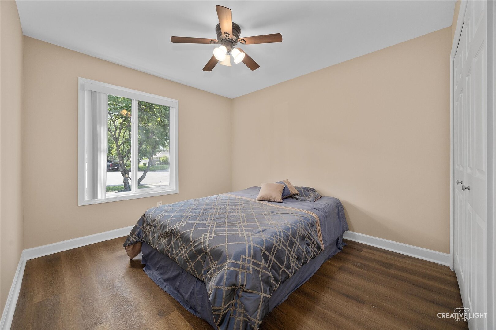 10 Crofton Road, Oswego, IL 60543