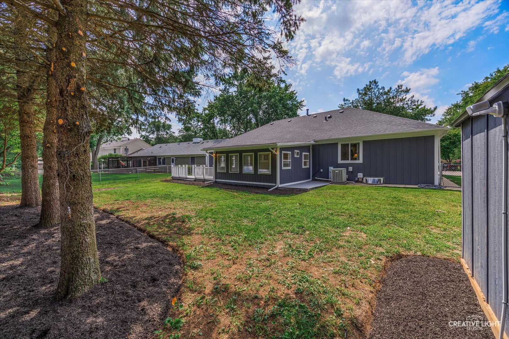 10 Crofton Road, Oswego, IL 60543