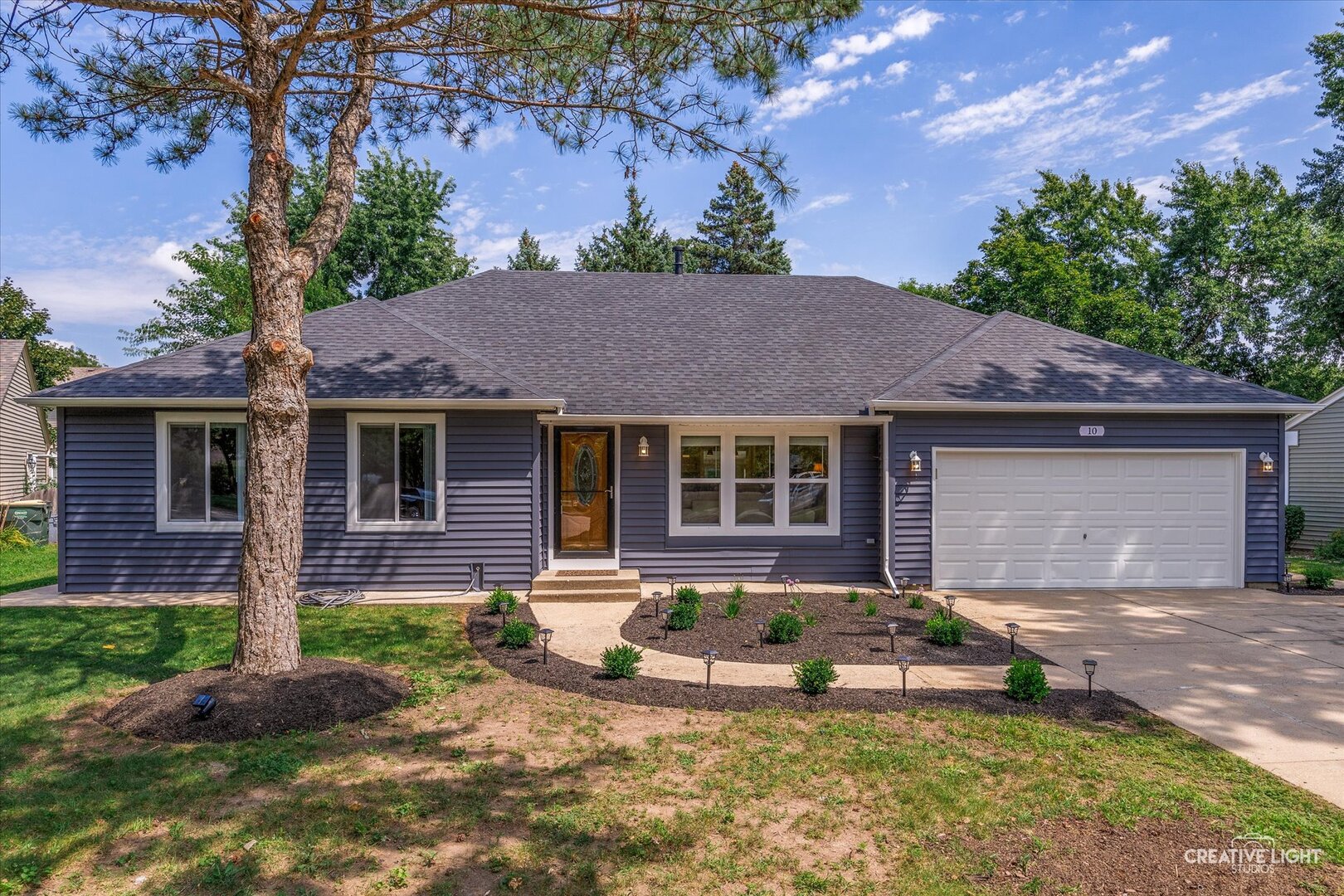 10 Crofton Road, Oswego, IL 60543