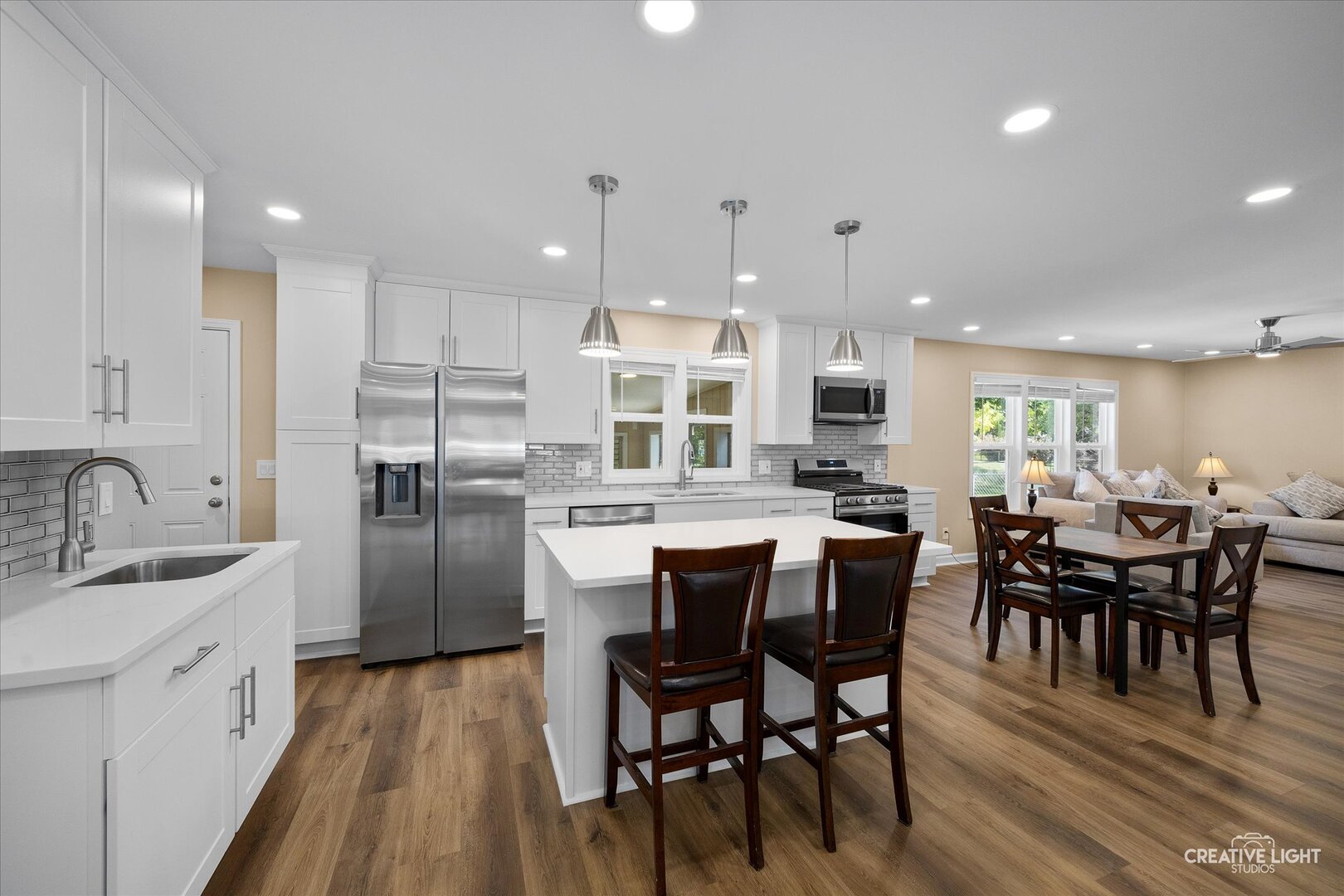 10 Crofton Road, Oswego, IL 60543