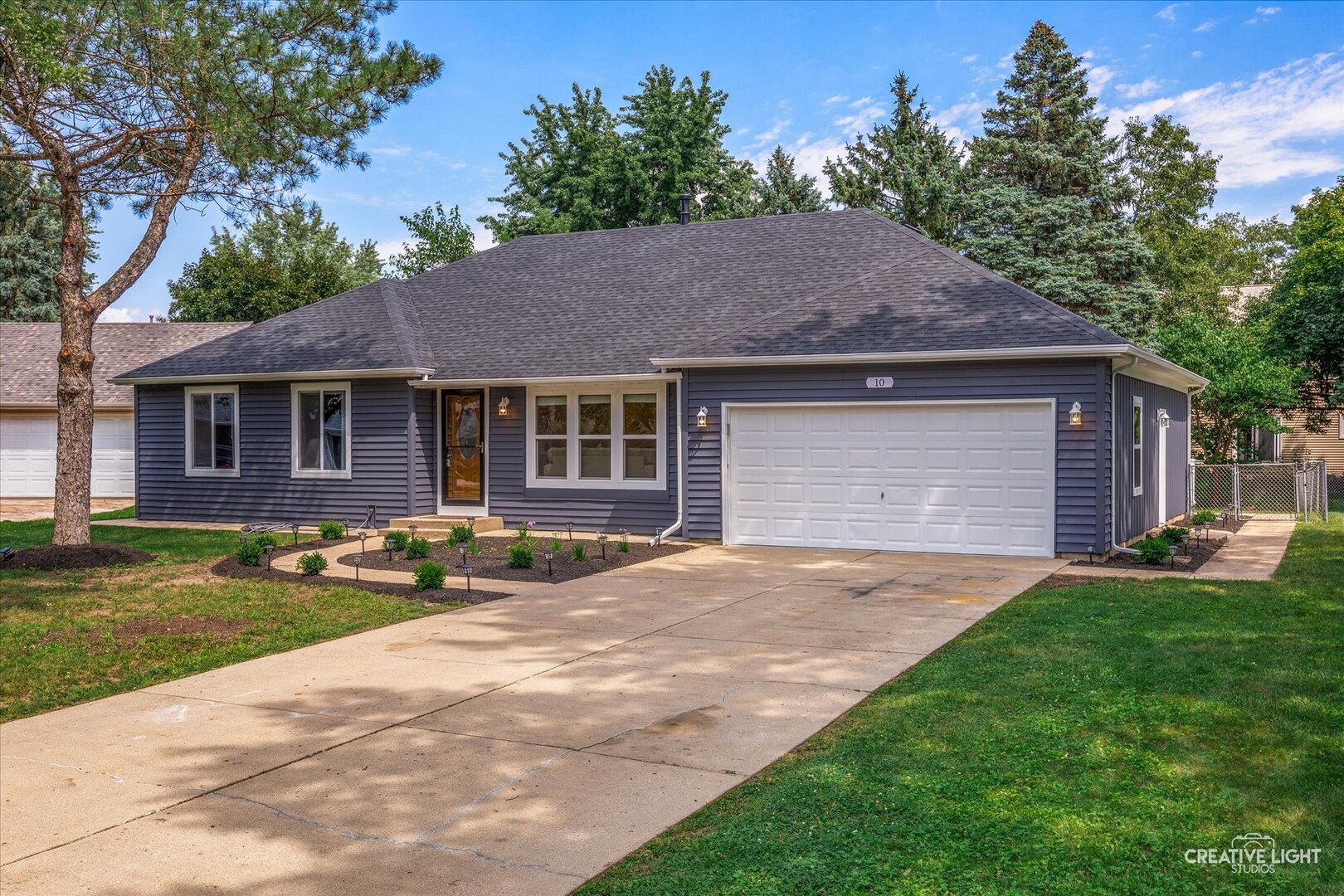 10 Crofton Road, Oswego, IL 60543