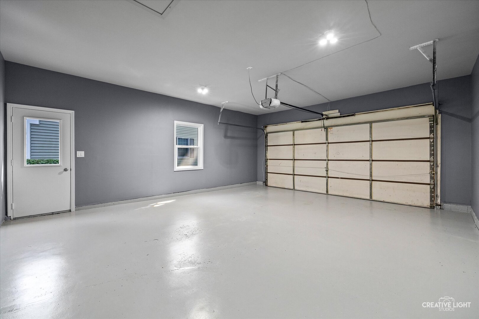 10 Crofton Road, Oswego, IL 60543