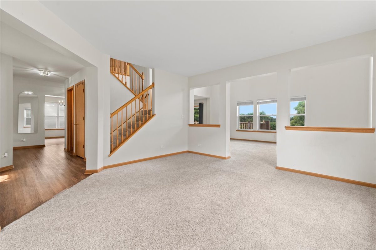 966 Forestview Way, Antioch, IL 60002