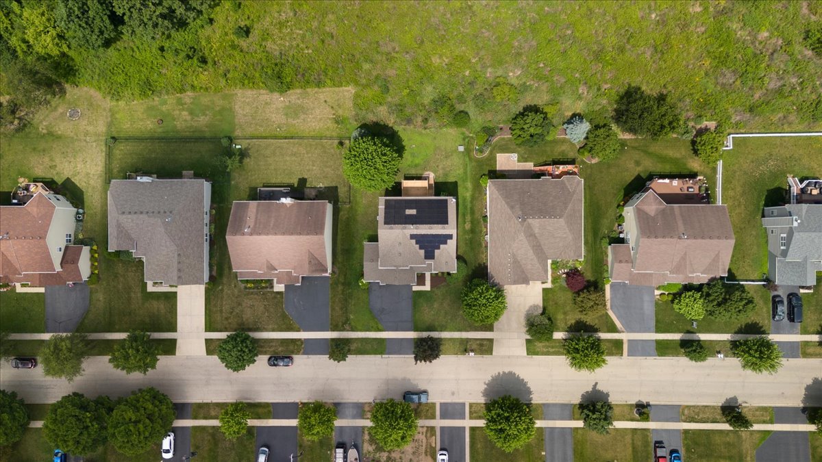 966 Forestview Way, Antioch, IL 60002