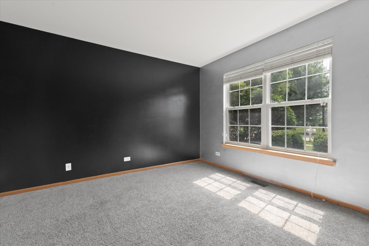 966 Forestview Way, Antioch, IL 60002