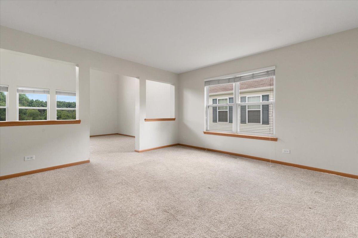 966 Forestview Way, Antioch, IL 60002