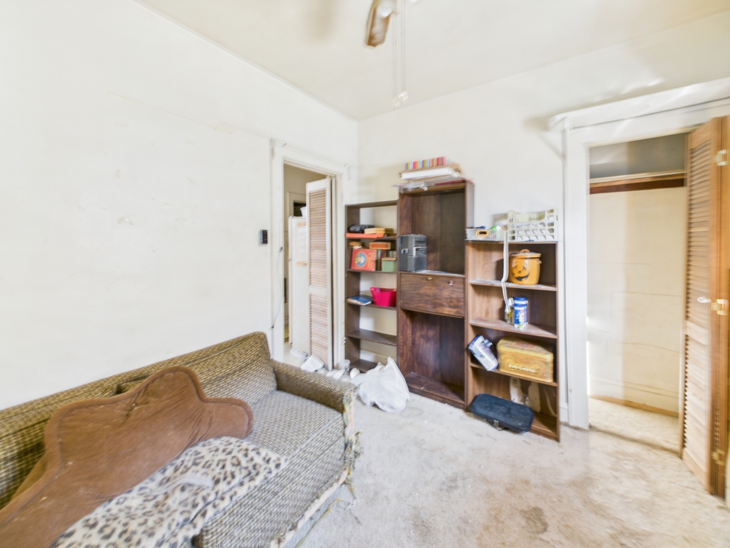 2714 N New England Avenue, Chicago, IL 60707