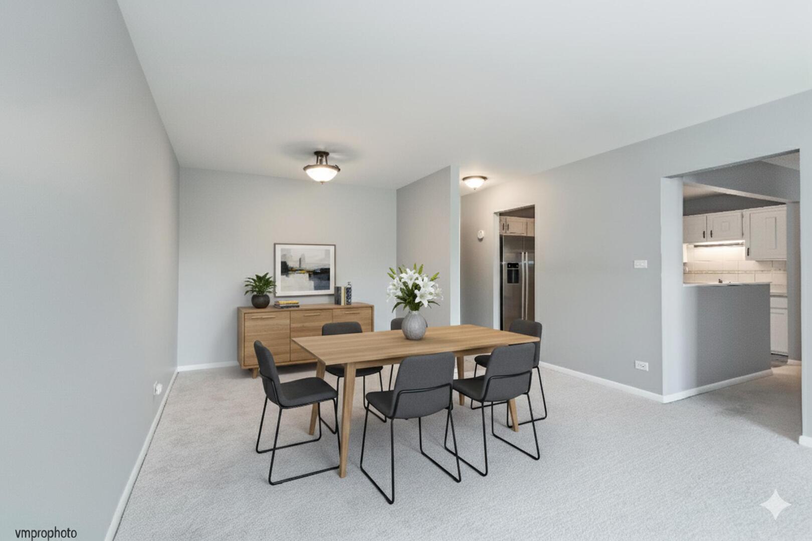 945 E Kenilworth Avenue #318, Palatine, IL 60074