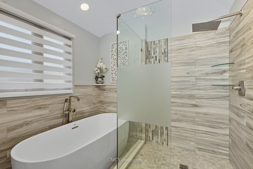 5905 W 89th Street, Oak Lawn, IL 60453