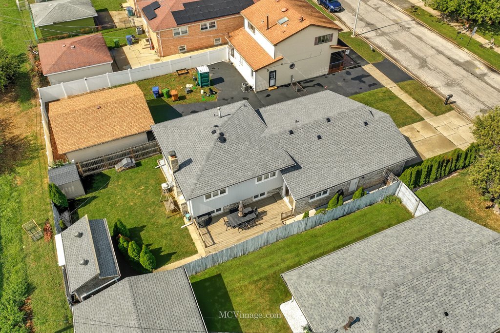 5905 W 89th Street, Oak Lawn, IL 60453