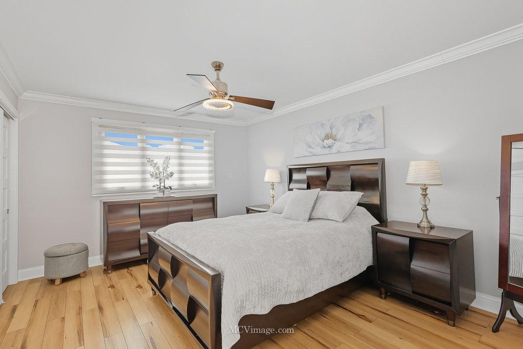 5905 W 89th Street, Oak Lawn, IL 60453