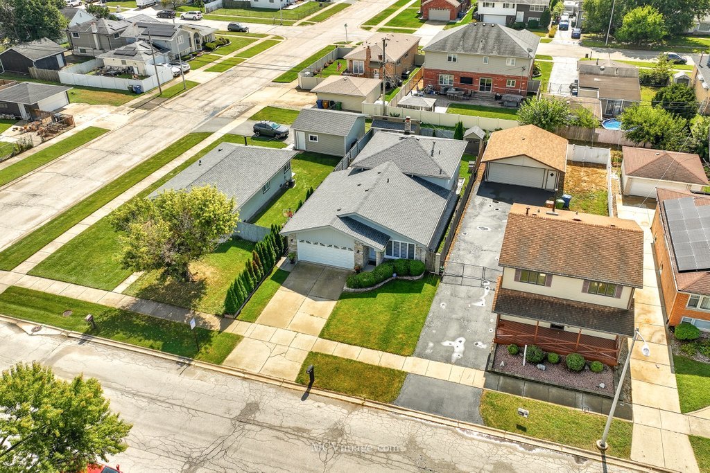 5905 W 89th Street, Oak Lawn, IL 60453