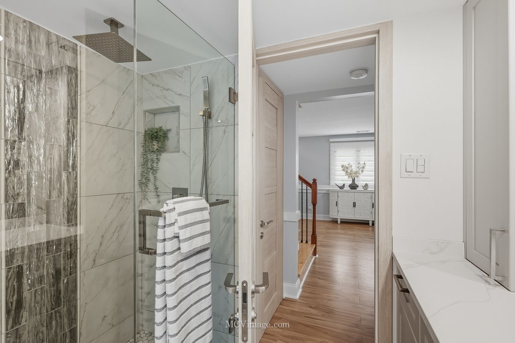 5905 W 89th Street, Oak Lawn, IL 60453