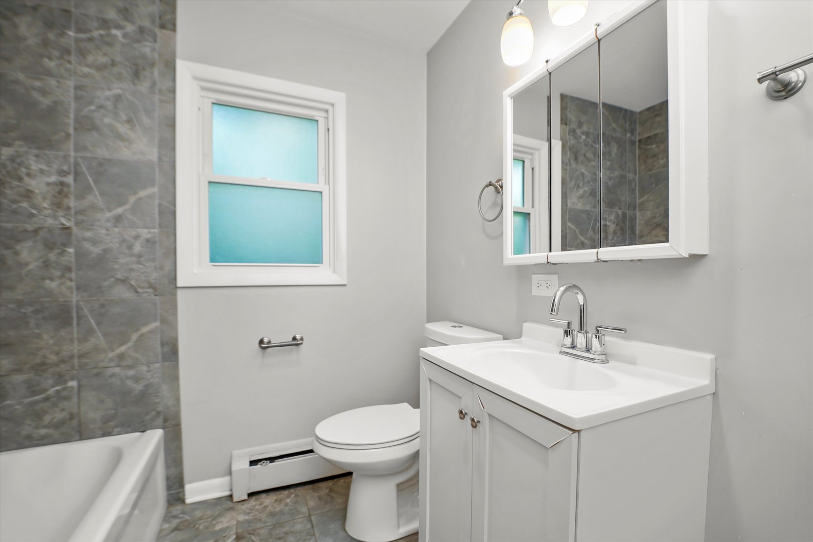 812 Northern Drive, Lockport, IL 60441