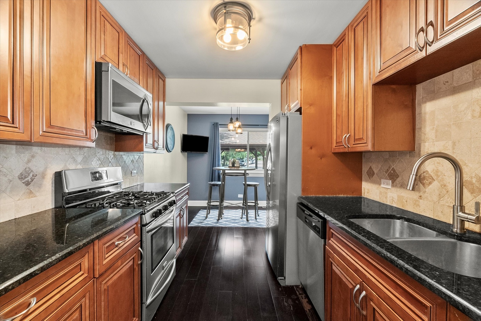 425 Commanche Trail #425, Wheeling, IL 60090