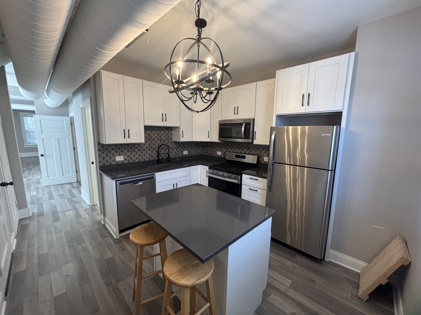 2015 N Bingham Street, Chicago, IL 60647