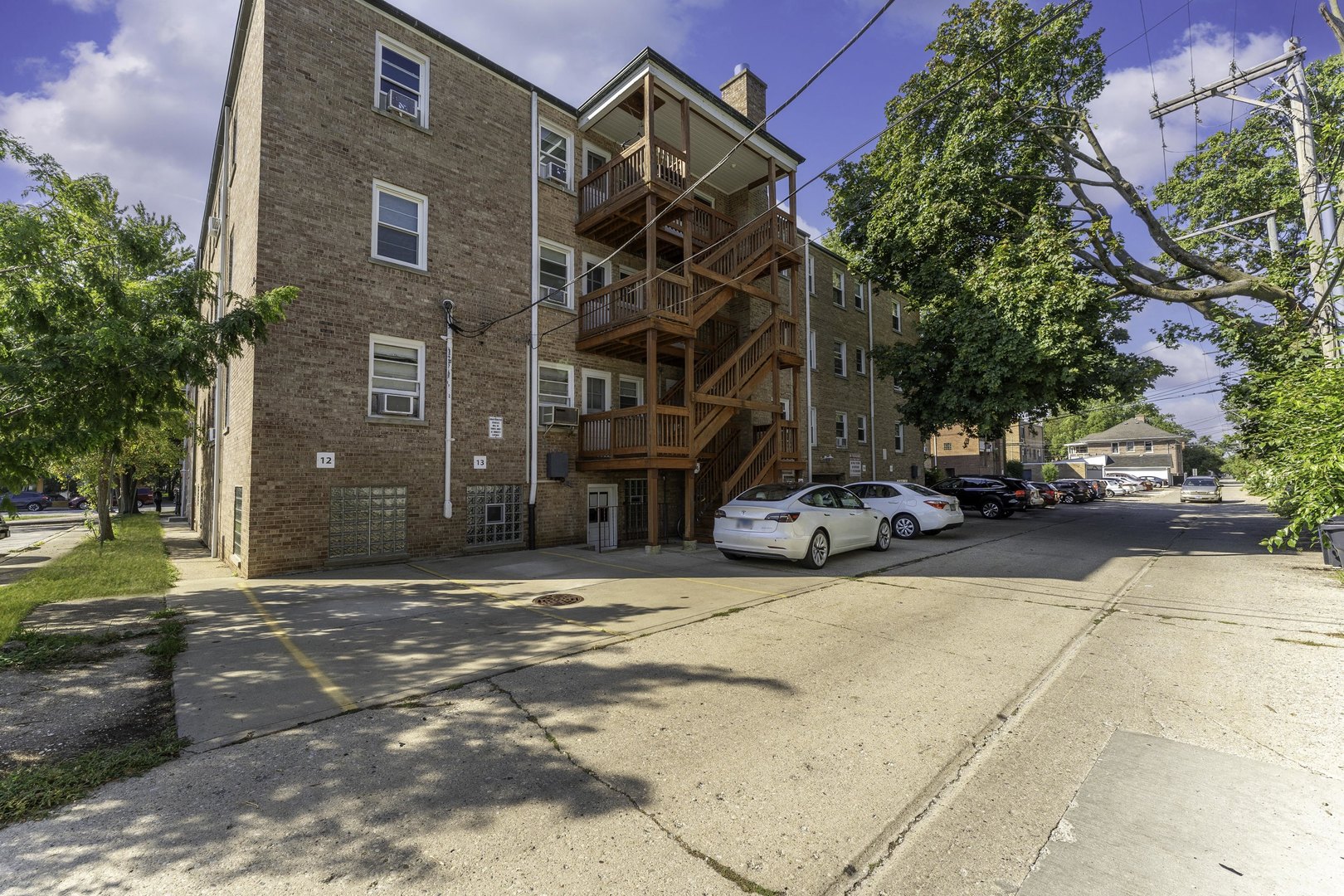 2135 Central Street #3W, Evanston, IL 60201
