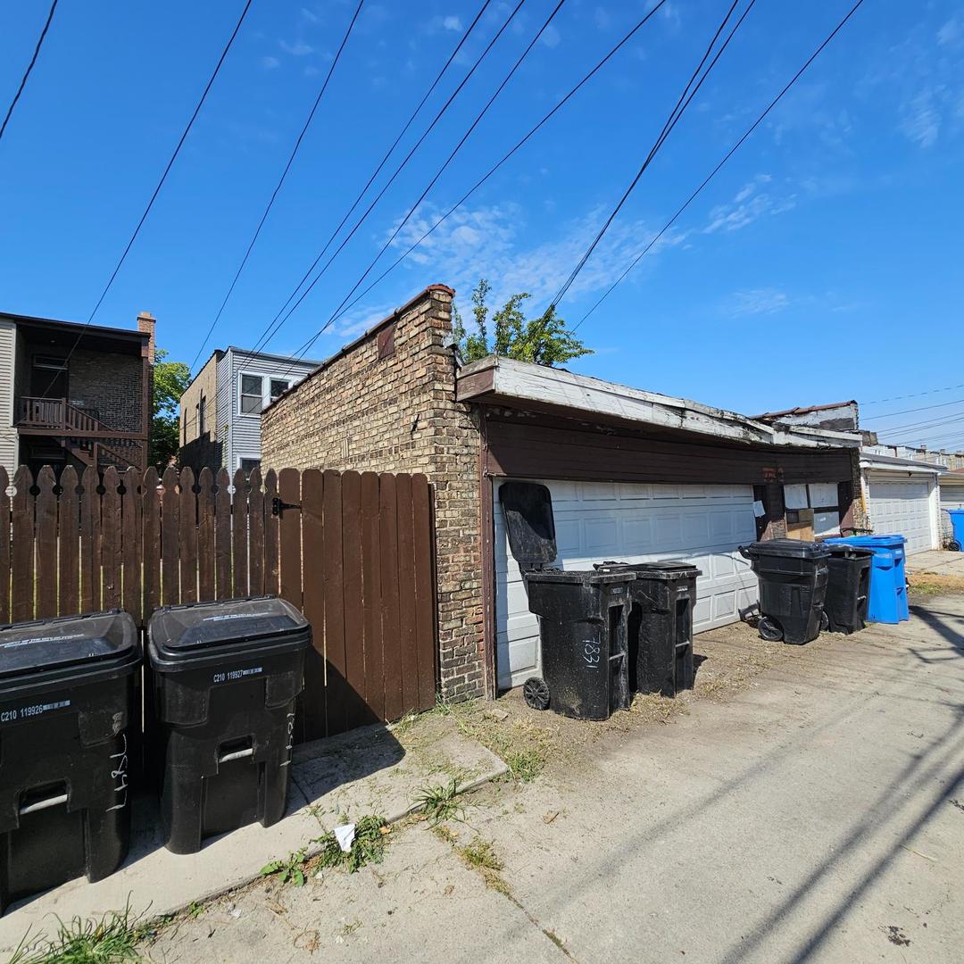 7843 S Honore Street, Chicago, IL 60620