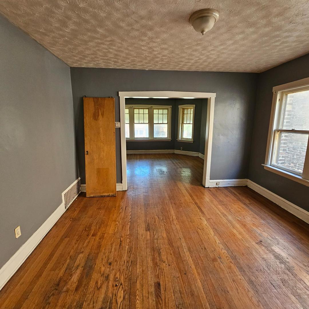 7843 S Honore Street, Chicago, IL 60620